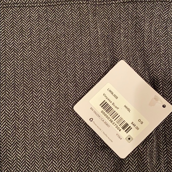 Lululemon vinyasa scarf - Picture 2 of 2